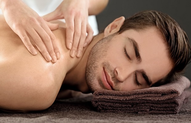  Massage Tại Nhà Cho Nam