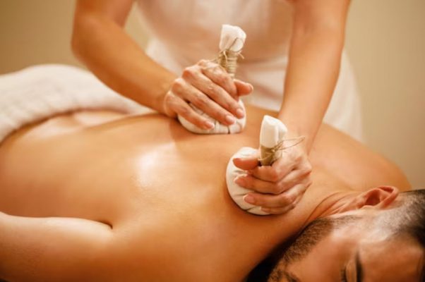 Dịch Vụ Massage Tại Khách Sạn TP HCM